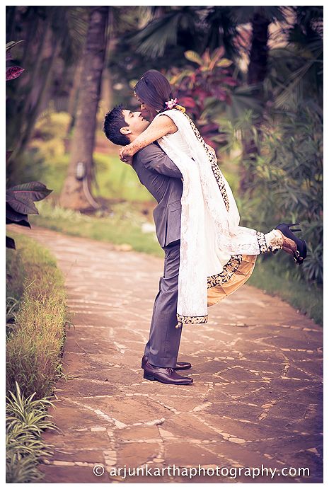 akp-candid-wedding-photography-bangalore-RA-239