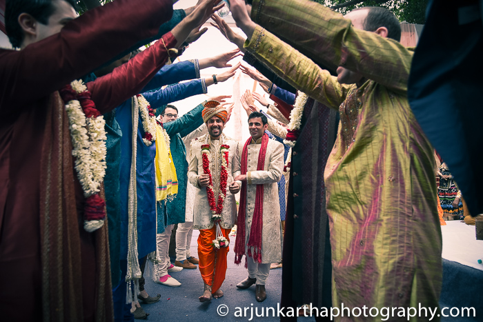 Arjun-Kartha-Candid-Wedding-Photography-Sarika-Avin-117