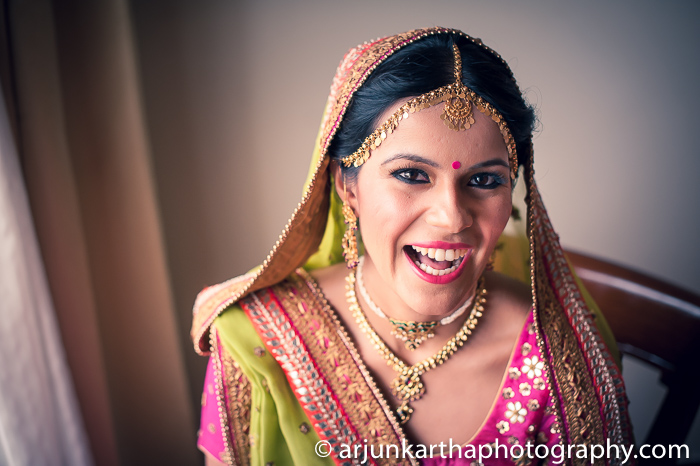 Arjun-Kartha-Candid-Wedding-Photography-Sarika-Avin-96