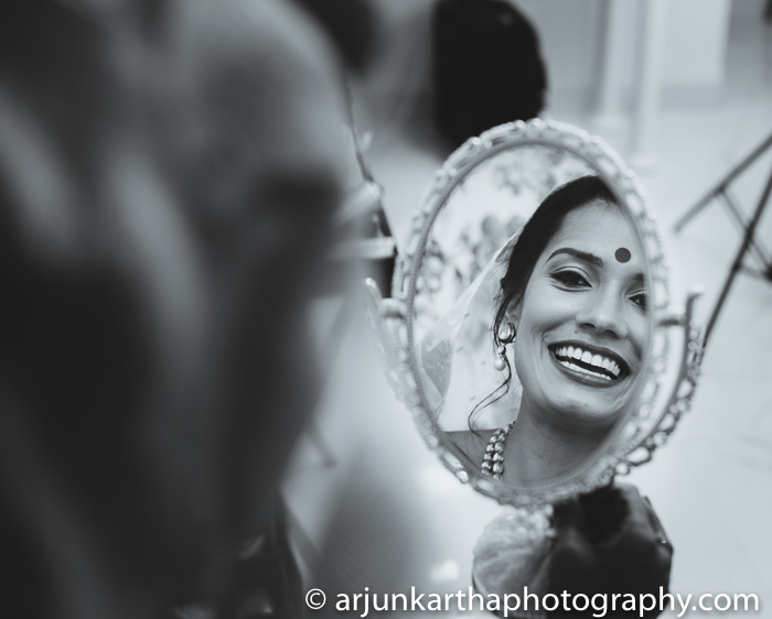 Arjun-Kartha-Candid-Wedding-Photography-Shampa-Matthias-28