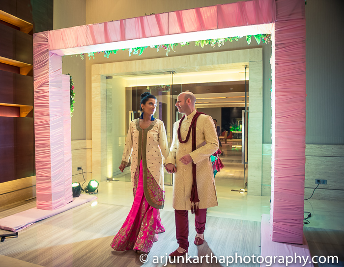 Arjun-Kartha-Candid-Wedding-Photography-Shampa-Matthias-43