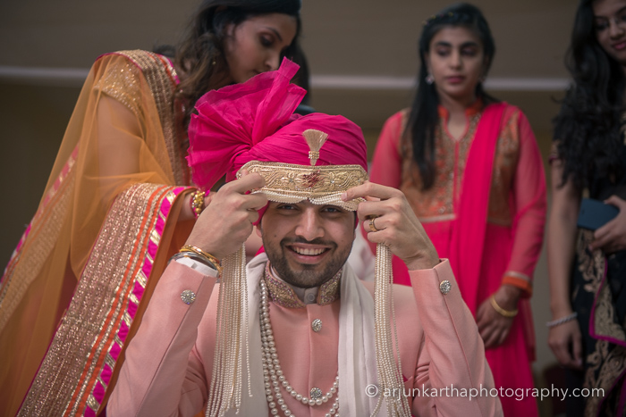 Juhi-Akshay-Real-Wedding-33