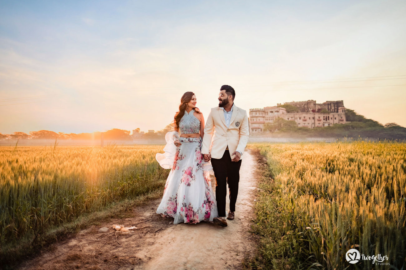 14+ Beautiful Pre Wedding Dress Ideas For Couples